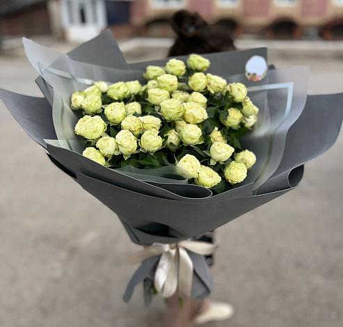 Букет Белые кустовые розы Солинеро в Поселок совхоза Архангельский