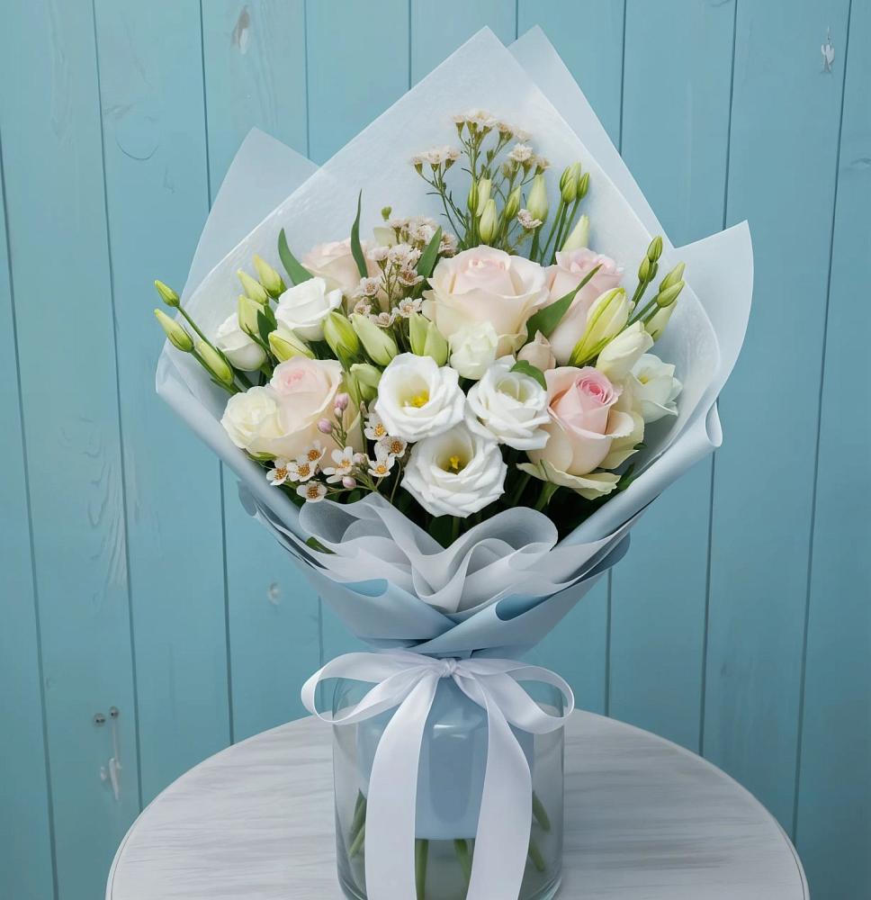 Букет цветов из: Розы и Лизиантусы в Поселок совхоза Архангельский