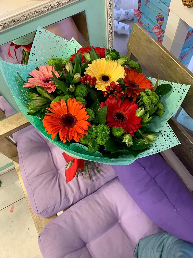 Букет цветов из: Герберы, Хризантемы и Альстромерии в Поселок совхоза Архангельский