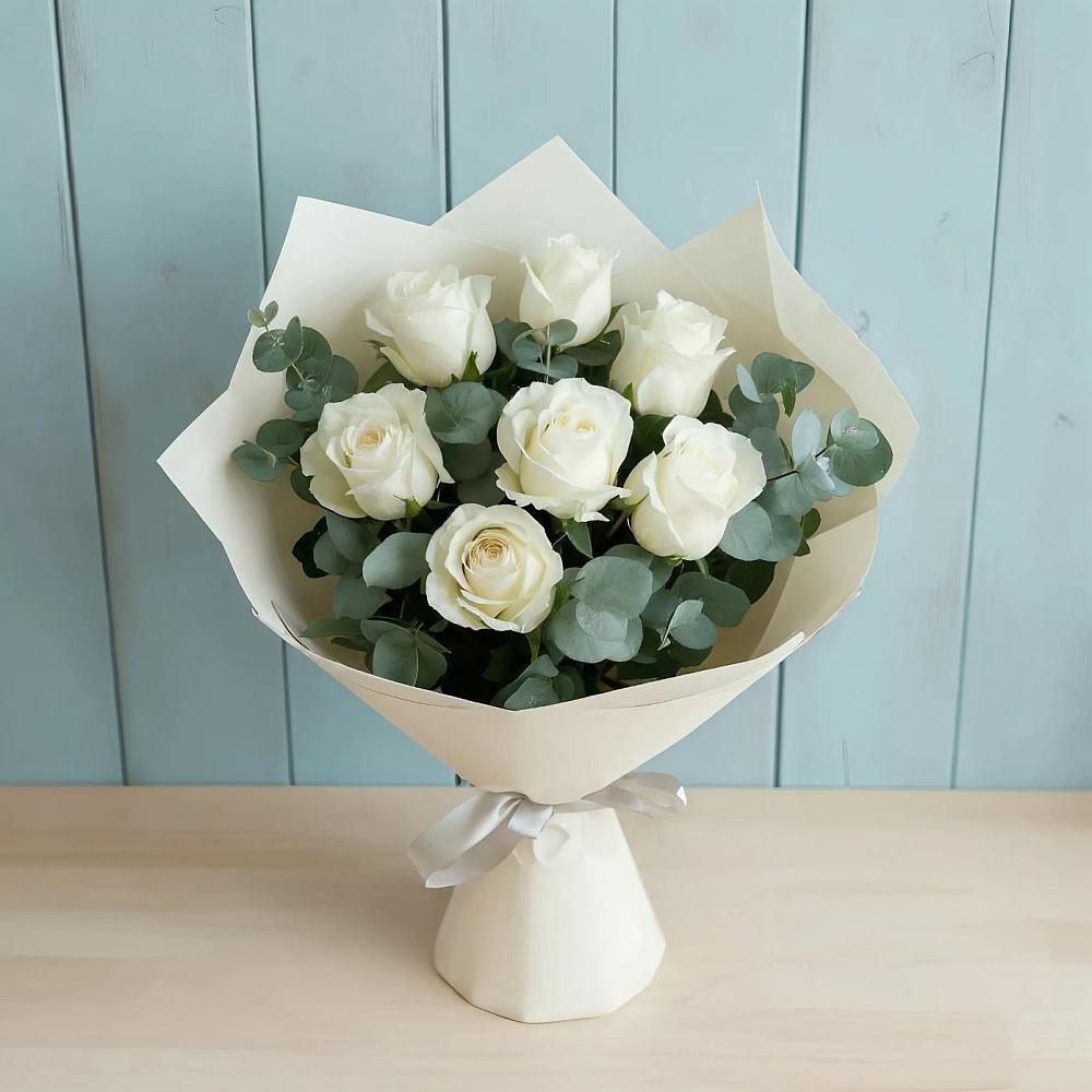 Букет Белые розы в Эвкалипте в Поселок совхоза Архангельский