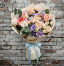 Букет цветов из:  Розы, Лизиантусы и Гвоздики #REPLACE_PRED# Поселок совхоза Архангельский